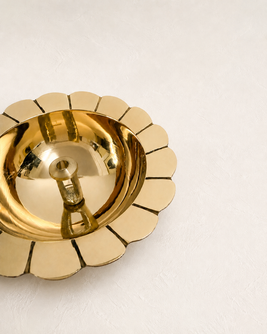 Brass Chandramukhi Pyali Pedestal Diya Oil Lamp